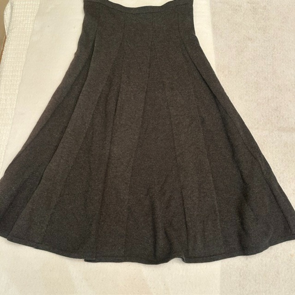 J Jill Pleated A Line Flare Skirt Size M Charcoal Gray Knit Midi Warm Preppy
